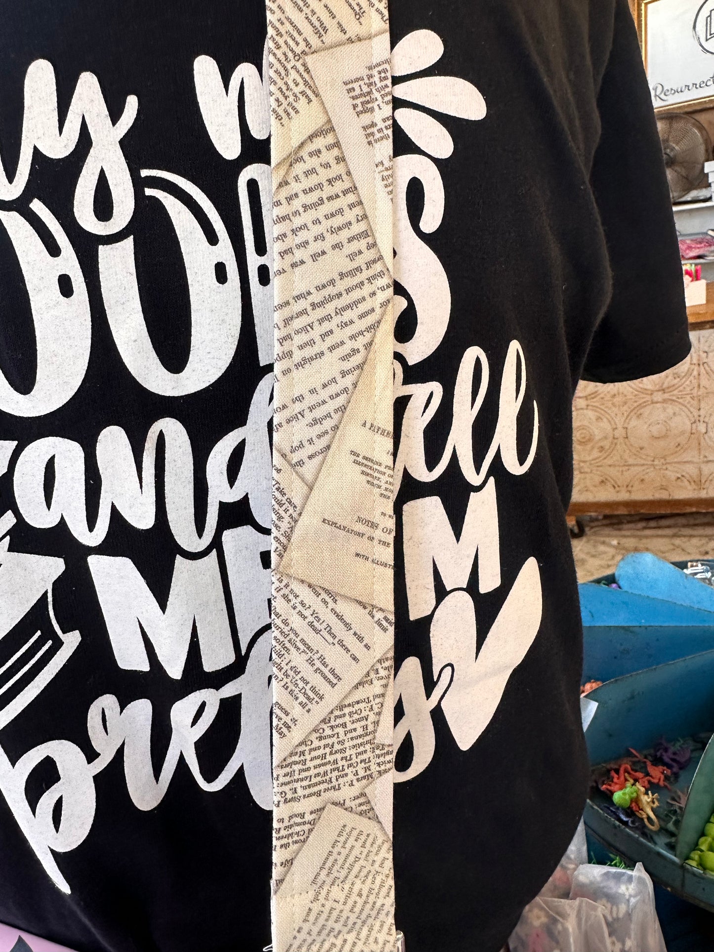 Book pages strap and carrier