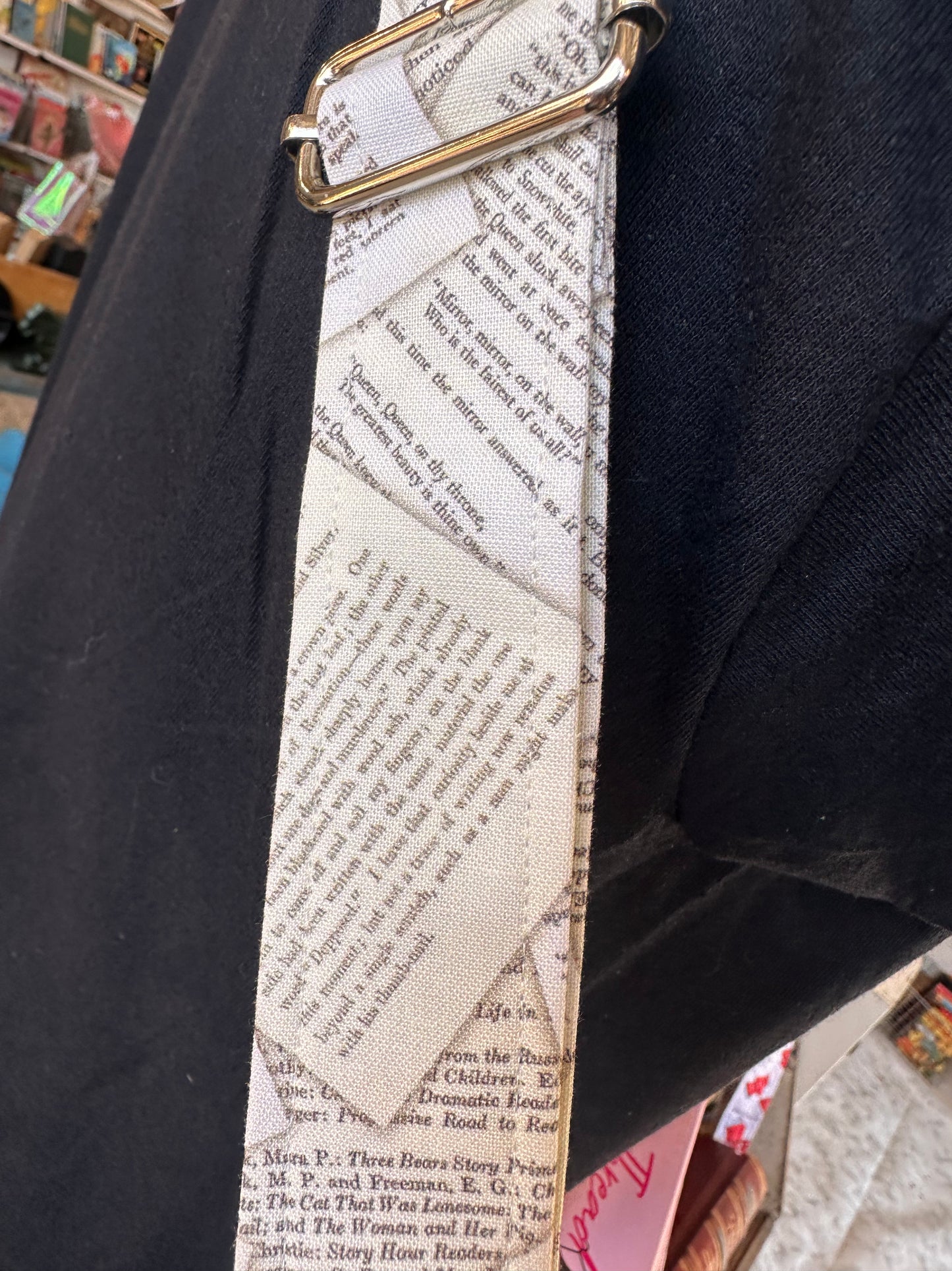 Book pages strap and carrier